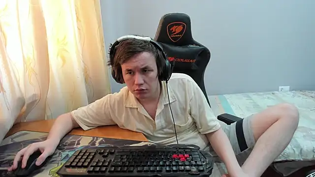 Snapshot of iliaskrislove chatting on February 19, 2026, 7:16 am iliaskrislove online show from February 19, 2026, 7:16 am