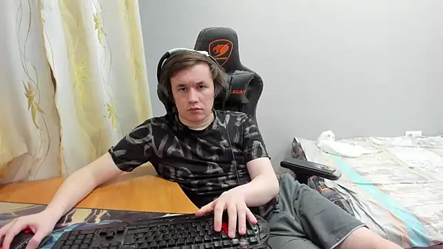 Snapshot of iliaskrislove chatting on March 14, 2026, 7:31 pm iliaskrislove online show from March 14, 2026, 7:31 pm