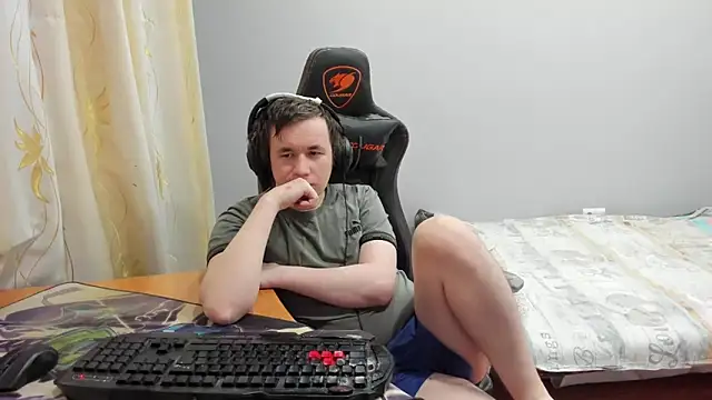 iliaskrislove online show from February 2, 2026, 12:48 pm