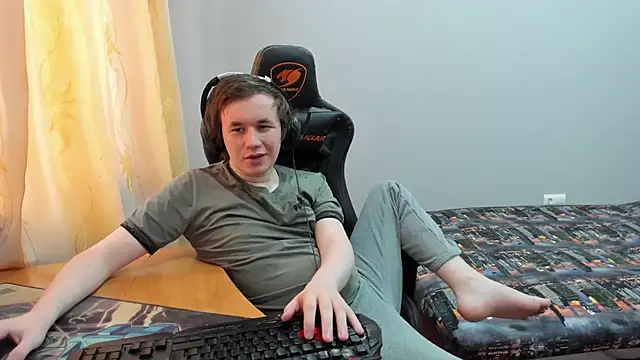 Snapshot of iliaskrislove chatting on February 23, 2026, 5:09 am iliaskrislove online show from February 23, 2026, 5:09 am