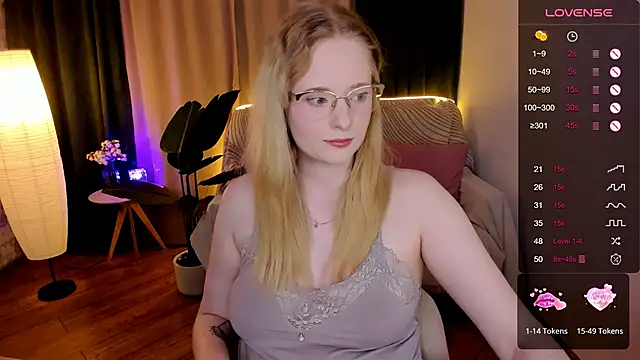 Aemilia  online show from September 12, 2025, 8:25 am