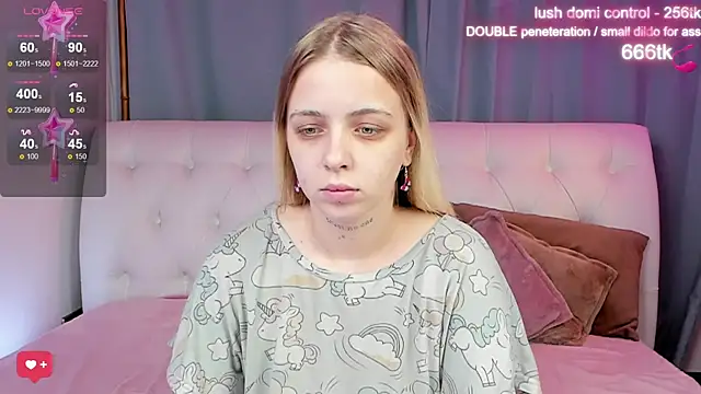 Alice Halle online show from October 10, 2025, 1:39 am