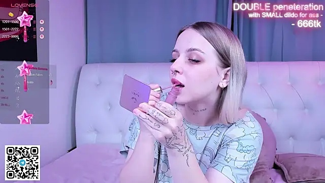 Alice Halle online show from November 5, 2025, 2:14 am