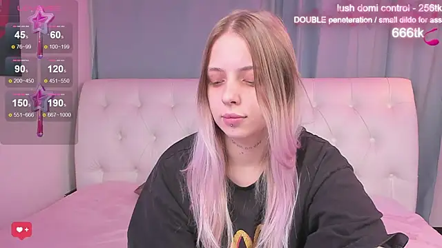 Alice Halle online show from October 18, 2025, 4:14 am