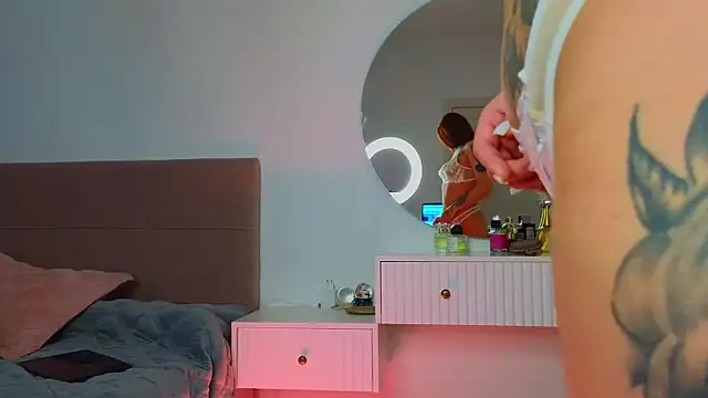 babilonian online show from March 3, 2025, 11:22 am