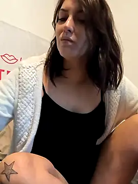 Linalicious online show from October 3, 2025, 10:06 am