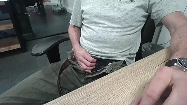 Michealtje85 online show from March 13, 2026, 4:12 pm