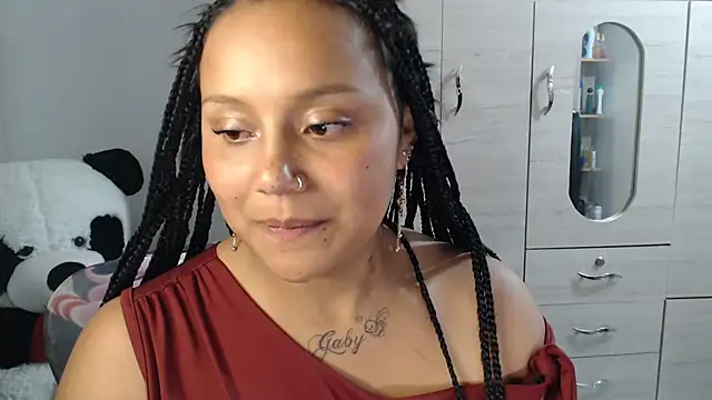 SWEETT CORY online show from April 27, 2026, 2:42 am