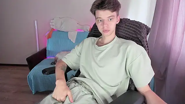 Liam sexy1 online show from September 26, 2025, 8:32 am