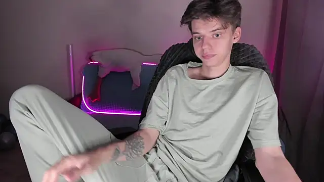 Liam sexy1 online show from October 14, 2025, 2:17 pm