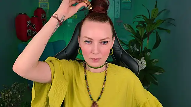 VandaRossi online show from September 24, 2025, 9:16 am