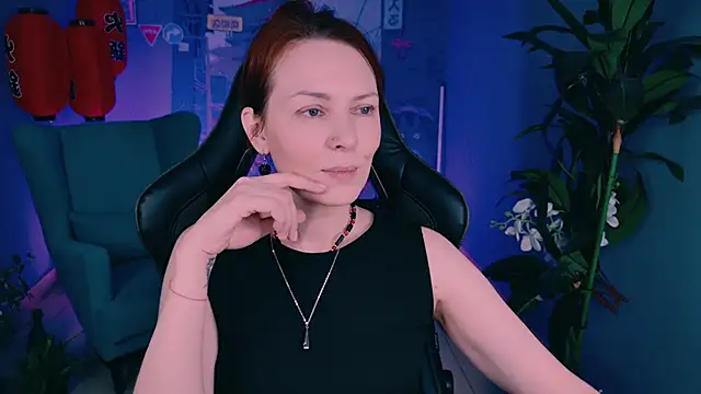 VandaRossi online show from September 29, 2025, 9:05 am