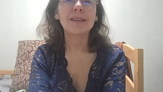 HollyJewel online show from March 15, 2026, 7:32 pm