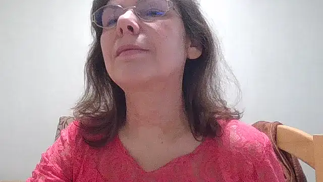 HollyJewel online show from February 23, 2026, 1:23 pm