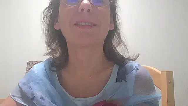 HollyJewel online show from September 30, 2025, 5:19 pm