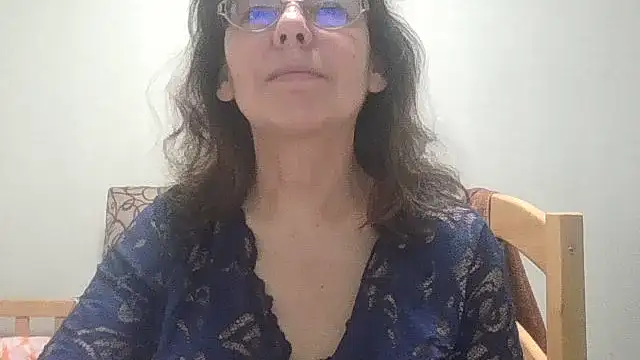 HollyJewel online show from March 9, 2026, 4:43 pm