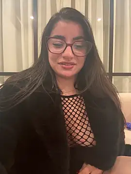 Snapshot of ZoeZayd chatting on February 25, 2026, 8:41 pm ZoeZayd online show from February 25, 2026, 8:41 pm