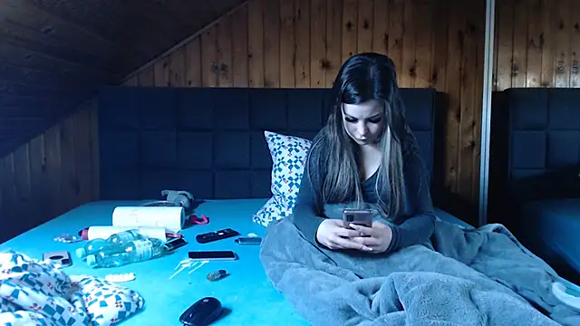 BoeseMoni1998 online show from March 16, 2025, 12:44 pm