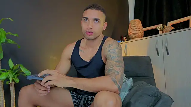 LincomAmith online show from November 29, 2025, 3:39 am