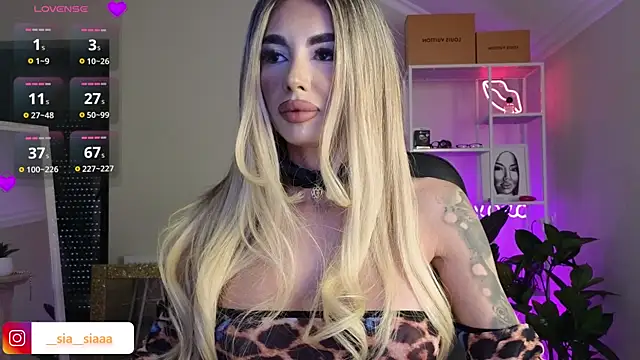 ArianaArianna online show from April 27, 2026, 5:00 pm