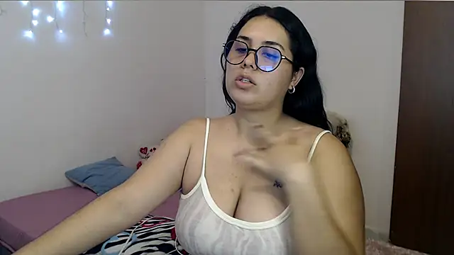 zaritagape21 online show from October 7, 2025, 3:29 am