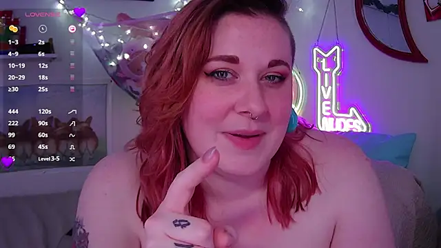 opalreigning online show from February 7, 2025, 12:17 pm