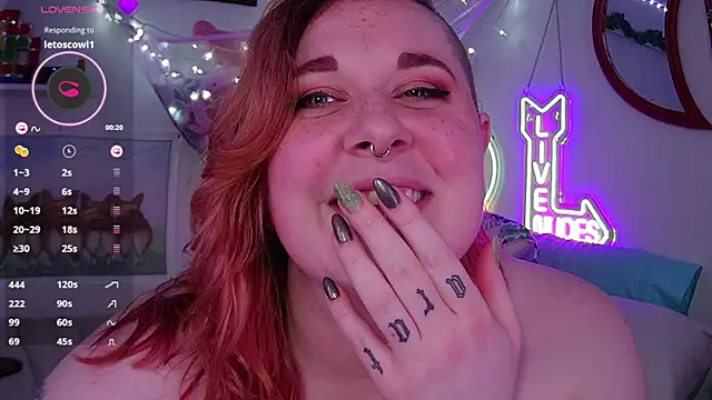 opalreigning online show from March 10, 2025, 11:55 am