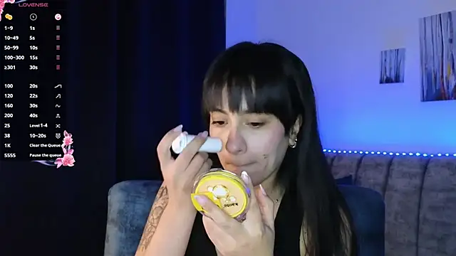 ZaraDames  online show from October 2, 2025, 2:26 am