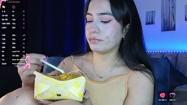 ZaraDames  online show from October 15, 2025, 3:05 am