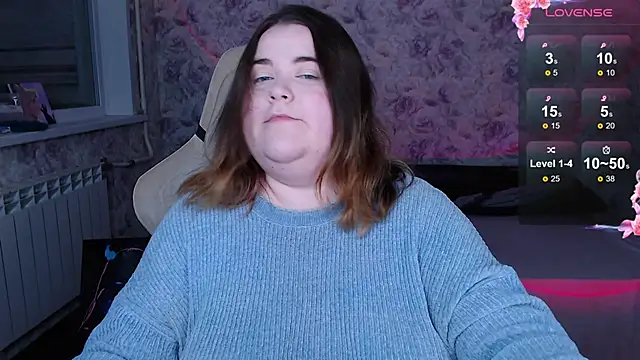 Estelle Hicks online show from October 23, 2025, 6:17 pm