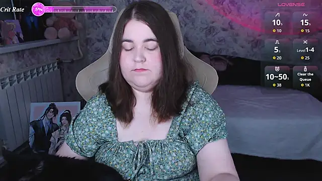 Estelle Hicks online show from July 18, 2026, 7:22 pm
