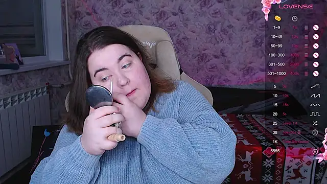 Estelle Hicks online show from November 15, 2025, 6:34 pm