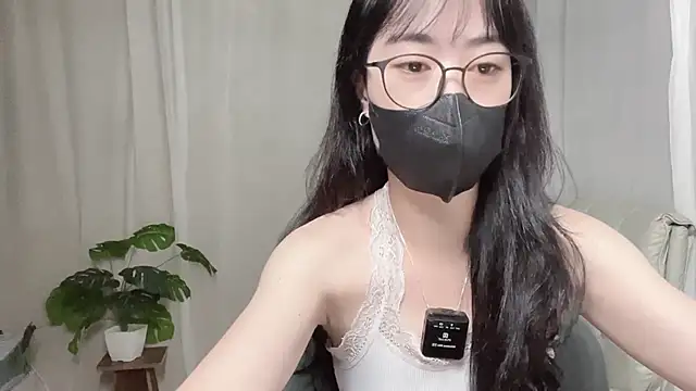  minji bae online show from September 21, 2025, 6:46 pm