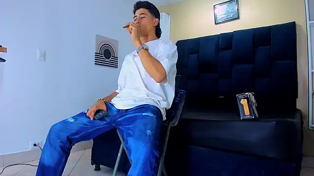 Jhonn Rhyss online show from October 3, 2025, 1:42 am