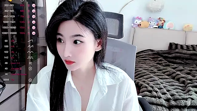 FeiFei-babe online show from March 8, 2025, 6:21 am