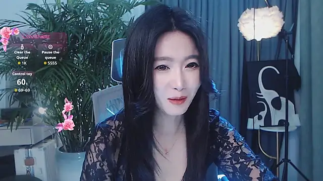 FeiFei-babe online show from April 23, 2026, 11:27 am