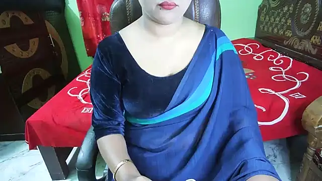 BengaliQueenStar online show from June 11, 2026, 3:53 pm