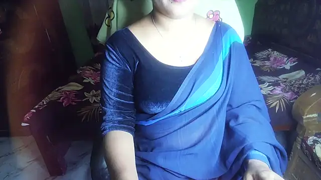 BengaliQueenStar online show from June 18, 2026, 4:12 pm