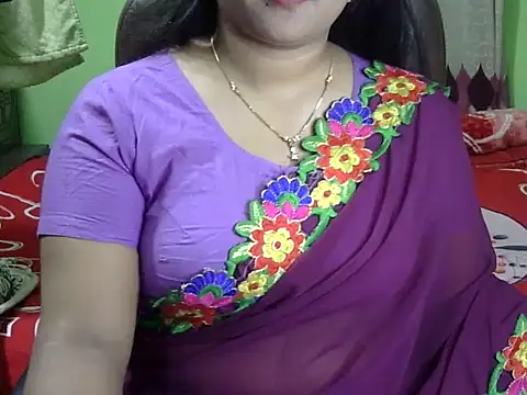 BengaliQueenStar online show from December 17, 2025, 1:05 pm