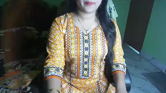 BengaliQueenStar online show from March 16, 2026, 4:10 pm