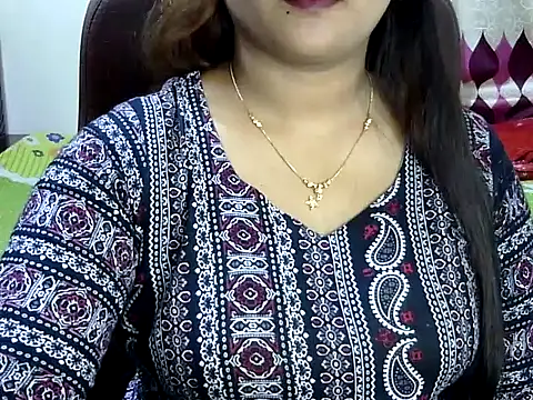 BengaliQueenStar online show from March 22, 2025, 10:48 pm