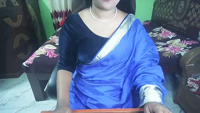 BengaliQueenStar online show from February 19, 2026, 3:20 pm