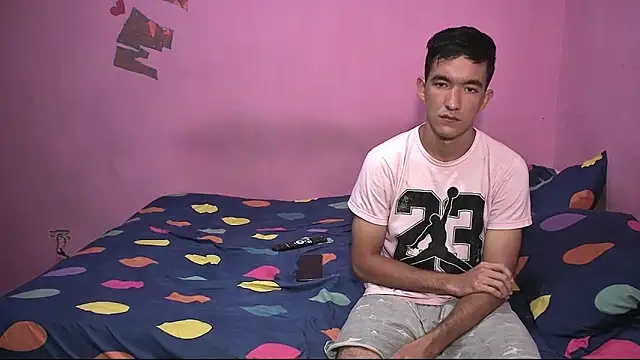 Snapshot of Sweetiefoxxx chatting on March 16, 2026, 7:38 pm Sweetiefoxxx online show from March 16, 2026, 7:38 pm