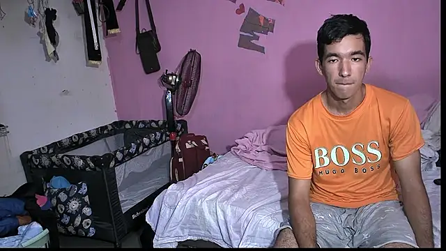 Snapshot of Sweetiefoxxx chatting on January 16, 2026, 6:45 pm Sweetiefoxxx online show from January 16, 2026, 6:45 pm