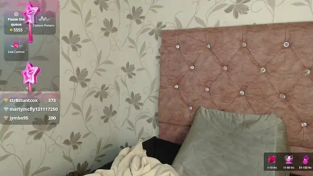 Susy thomson online show from March 11, 2025, 5:02 am