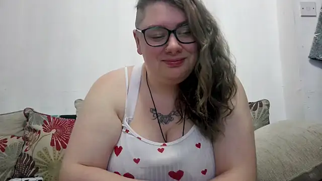 Bustycurves online show from January 11, 2026, 12:39 am