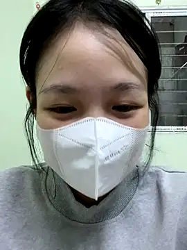 minmin2kk5 online show from October 22, 2025, 6:35 am