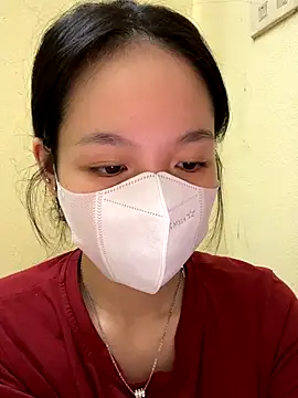 minmin2kk5 online show from October 12, 2025, 7:21 am