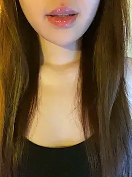 minmin2kk5 online show from April 26, 2026, 3:09 pm