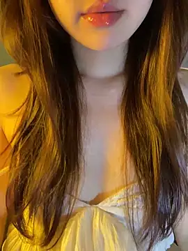minmin2kk5 online show from April 29, 2026, 1:54 am